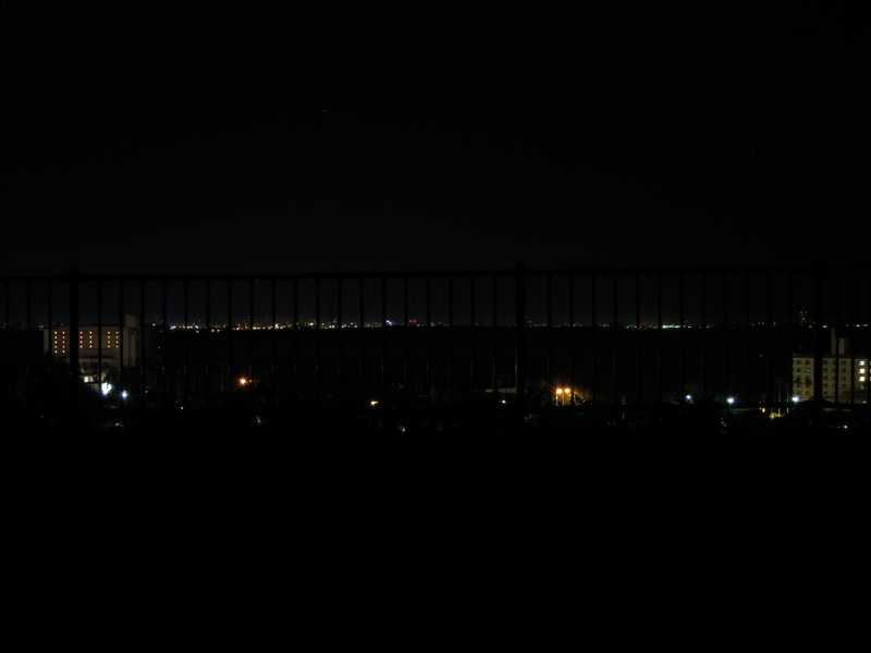 Miyazaki malam dari jauh